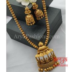 Laxmi Goddess Temple Jewelry Antique Necklace Laxmi Goddess, Goddess Temple, Necklace Set With Earrings, Temple Jewelry, Earrings Antique, Jewelry Antique, Antique Necklace, Antique Earrings, Temple Jewellery