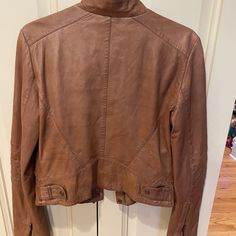 Women’s Size Small, Congas Colored Genuine Leather Moto Style Jacket. In Excellent Shape. Spring Moto Leather Jacket With Pockets, Moto Leather Jacket With Pockets For Spring, Moto Style Leather Jacket With Pockets For Spring, Brown Moto Outerwear For Spring, Brown Moto Jacket For Spring, Moto Style, Leather Moto, Leather Moto Jacket, Moto Jacket