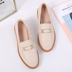 Abigail Loafers – Monadelle Leather Loafers Women, Shoes Retro, Fur Shoes, Leather Loafer Shoes, Winter Shoes For Women, Beige Shoes, American Fashion, Casual Flats