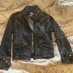 Size Xs, Never Worn! Offers Welcome Fancy Outfit, Outfit Pieces, Fall Inspo, Amazing Fashion, Swaggy Outfits, Fancy Outfits, Jean Jackets, Christmas List, Jean Coat