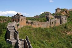 Great Wall of China Visit China, Forbidden City, Tourist Trap, Famous Places, Machu Picchu, The New Yorker, Zurich