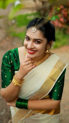 Kerala Girl, Kerala Dress, Kerala Saree Blouse, Kerala Saree Blouse Designs, Kasavu Saree, Long Blouse Designs, Ethnic Beauty, Kerala Saree, Concept Photography