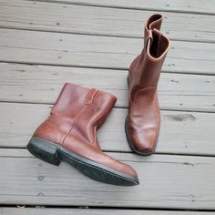 Vintage 90s Mason Shoes Brown Leather Western Cowboy Motorcycle Work Boots Size Men's 10.5D Excellent used vintage condition  See pictures for signs of wear consistent with vintage leather boots Beautiful Genuine Brown Leather Uppers  Oil Resistant Non-marking Vibram Rubber Outsole Goodyear Welted Rounded Square Toe 1" Block Low Roper Walking Heels Brand: Mason Western Made in the USA 🇺🇸 Chippewa Falls Wisconsin Heel Height: 1" Shaft Height: 9" Opening Circumference: 15" Weight: 4lb Punk Rock Grunge Streetwear Motorcycle Moto Combat Goth Gothic Urban Gorpcore Work-Utility Wear Construction Farm Farmer Barn Chore Mountain Man Urban Hip Hop Hypebeast Hipster County Biker Bike Western Cowboy Vaquero Horse Riding Ranch Equestrian Aesthetic Rodeo Rustic Marlboro Man Ranch Rancher Work Walking Heels, Mason Shoes, Cowboy Motorcycle, Chippewa Falls Wisconsin, Equestrian Aesthetic, Urban Hip Hop, Mens Cowboy, Grunge Streetwear, Rounded Square