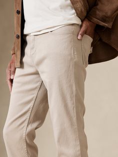 Our customer favorite Traveler returns, this time with an Italian fabric that mixes luxurious linen with beautiful, breathable cotton and a touch of stretch for first-class comfort.  SLIM FIT: A Slim Fit, expertly tailored and modified for stretch fa Neutral Cotton Bottoms With Five Pockets, Business Casual Neutral Cotton Pants, Neutral Cotton Pants For Business Casual, Neutral Cotton Pants With Straight Hem, Neutral Cotton Bottoms For Business Casual, Red Sunset, Travel Pants, Luxury Linen, Italian Fabric