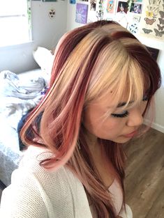 Blonde Hair Red Highlights, Strawberry Shortcake Hair, Funky Hair, Split Dyed Hair, Haircuts Ideas, Red Hair Inspo, Rainbow Hair Color