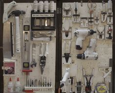 there are many different tools on the wall