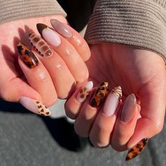 Cute Fall Thanksgiving Nails, How To Do Tortoise Shell Nails, Trendy Nails Ideas 2024, Burgundy Shades, Shell Nails, Thanksgiving Nails, Long Square Acrylic Nails