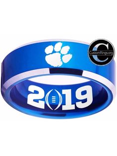 Clemson Tigers Ring, Tigers Logo Ring, blue and silver ring 8mm tungsten championship ring, sizes 4 - 17 available. Customize with a special name, date, message or logo on inside of the band. #clemson #tigers #clemsontigers #ncaa #football #championship #championshipring Customizable Blue Round Jewelry, Tiger Ring, Band Wedding Ring, Alabama Crimson Tide Football, Crimson Tide Football, Tiger Logo, Championship Rings, S Name, Custom Wedding Rings