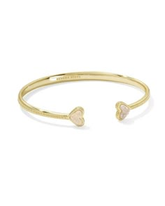 Framed Ari Heart Gold Cuff Bracelet in Iridescent Drusy | Kendra Scott Kendra Scott Stretch Bracelet, Kendra Scott Bangle, Kendra Scott Heart Bracelet, Kendra Scott Cuff Bracelet, Cute Gold Bracelets, Kendra Scott Rings, Maxi Jewelry, Braclets Gold, Relationship Jewelry