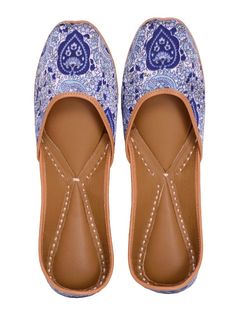 Mughal - Blue & White Printed Silk Juttis By 5 Elements now available at Trendroots Ankle-length Traditional Wear With Zari Work, Festive Ankle-length Flats For Diwali, Blue Traditional Wear With Dabka For Puja, Traditional Ankle-length Self Design Kurta, Traditional Ankle-length Kurta With Self Design, Navratri Meenakari Flats, Bollywood Style Meenakari Flats For Diwali, Traditional Ankle-length Flats For Diwali, Blue Ankle-length Kurta For Diwali