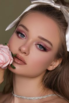 Bridesmaid Makeup Looks, Pink Dress Makeup, Pink Wedding Makeup, Quinceanera Makeup, Shiny Makeup, Ball Makeup, Pink Eyeshadow Look, Pink Eye Makeup