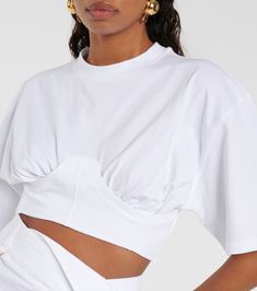 Fitted White Cropped Top, White Fitted Top With Cropped Hem, White Fitted Crop Top With Cropped Hem, Fitted White Top With Cropped Hem, Trendy Fitted Elastane Crop Top, Cropped Fitted Top Made Of Elastane, Trendy Cropped Cotton Top, White Cropped Cotton Top, White Cotton Cropped Hem Top