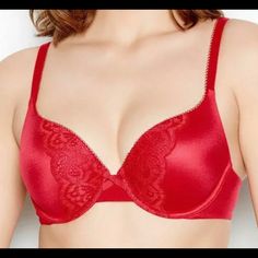 Nwt Lipstick Red Push-Up Underwire Bra Elegant Fitted Red Bra, Elegant Red Victoria's Secret Bra, Velvet Bra, Beige T Shirts, Blue Corset, Color Lipstick, Lipstick Red, Bra Brands, Sport Bra Top