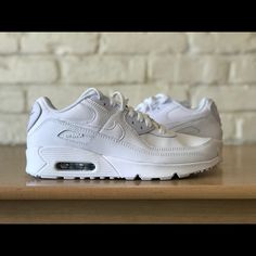 Nike Air Max 90 Ltr Gs Triple White Cd6864-100 Size 6.5y / Women's 8 Shoes New Classic White Running Shoes With Air Max Cushioning, Classic White Custom Sneakers With Air Max Cushioning, White Custom Lace-up Sneakers With Air Cushioning, White Lace-up Custom Sneakers With Air Cushioning, White Low-top Custom Sneakers With Air Max Cushioning, White Classic Sneakers With Air Max Cushioning, Classic White Air Max Sneakers, White Leather Sneakers With Air Cushioning, White High-top Nike Air Max For Light Sports