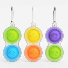 Fat Brain Simpl Dimpl Keychain - Clear Fidgets Toys, Office Desk Toys, Simple Dimple, Figet Toys, Toys Logo, Tactile Stimulation, Cool Fidget Toys, Lego System, Open Ended Toys