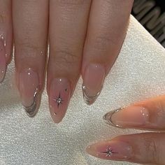 Aesthetic Nail Extension Ideas, Gel Extensions Design, Nail Extension Designs, Nail Design Gold, Manicured Nails, 2024 Nails, Gel Nail Extensions, Purple Nail