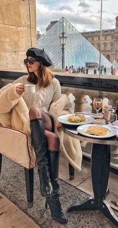 Outfits Paris, Outfit Paris, Parisian Outfits, France Outfits, Paris Girl, Paris Summer, Europe Outfits