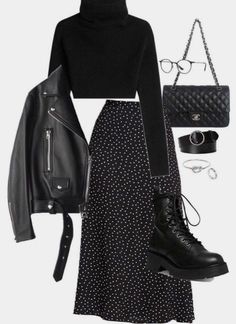 Black Hot Outfit For Women, Ott Outfit Ideas, Night Court Fashion Casual, Gothic Core Outfit, Cute Black Outfits Casual, Edgy Clothing Style, 80s Concert Outfit Ideas, Winter Black Outfits, Layering Dresses For Winter