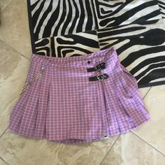 Lazy Oaf X Daddy Bears Plaid Skirt Size 22 Uk Brand New Equates To Us 18 Waist Apprx 40 Around Better Fits 16 Removable Chain Sold Out Trendy Pink Cotton Pleated Skirt, Pink Cotton Mini Pleated Skirt, Pink Cotton Pleated Mini Skirt, Trendy Pink Pleated Skirt Bottoms, Trendy Pink Mini Pleated Skirt, Y2k Pink Skort For Spring, Pink Y2k Skort For Spring, Y2k Style Pink Mini Skirt, Lazy Oaf