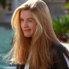 Cher Hair, Clueless Aesthetic, Clueless Cher, Clueless 1995, How To Have Style, Cher Clueless, Style Année 90, Cher Horowitz, Alicia Silverstone