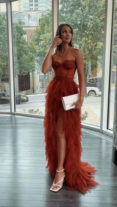 Layered Prom Dress, Tiered Prom Dress, Looks Pinterest, High Low Prom Dresses, Strapless Prom Dresses, Gowns Prom, Formal Dresses Prom, Hot Dress, Long Prom Dress