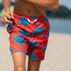 Wear our lacrosse-themed swim shorts for a day of sun and fun! Designed for your sport, they let you bring your lacrosse lifestyle to the beach and pool. With quick-drying material, a back pocket, 4-way stretch, and built-in mesh lining, they offer comfort and functionality. Featuring the Bayside design, show your love for lacrosse while enjoying the sun, poolside relaxation, or a refreshing swim! Polo Quarter Zip, Team Socks, Lacrosse Gifts, Hockey Bag, Mens Lacrosse, Hockey Girl, Team Bags, Polo Long Sleeve, Hockey Mom