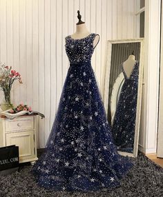 Blue Beaded Sequins Long Prom Dress Night Sky Dress Quinceanera, Moda Medieval, Blue Dress Formal, Sequin Prom Dress, Blue Evening Dresses, Blue Tulle, فستان سهرة, Beauty Dress, Party Dress Long