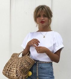 Summer Bangs Hairstyles, Short Parted Bangs, Short Thick Curtain Bangs, Spring Haircuts 2023 Medium, Styling Short Bangs, Updo With Bangs, Long Hair With Bangs, Hair Envy, Great Hair