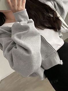 Style:Casual \nDetails:Drawstring \nNeckline:Hooded \nType:Pullovers \nHem Shaped:Regular \nSleeve Type:Drop Shoulder \nColor:Grey \nPattern Type:Plain \nSleeve Length:Long Sleeve \nLength:Regular \nFit Type:Loose \nFabric:Medium Stretch \nMaterial:Polyester \nComposition:100% Polyester \nCare Instructions:Machine wash, do not dry clean \nTemperature:Spring/Fall (18-25℃/63-77℉) \nSheer:No \n Cozy Hoodie With Zipper For Winter, Cozy Winter Hoodie With Zipper Closure, Cozy Hooded Sweatshirt With Zipper Closure, Hoodie With Zipper Closure And Long Sleeves, Fleece Hoodie With Zipper Closure, Solid Color Long Sleeve Hoodie With Zipper, Solid Long Sleeve Hoodie With Zipper Closure, Gray Long Sleeve Fleece Hooded Jacket, Winter Hooded Tops With Zipper Closure