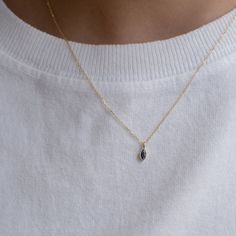 Marquise Blue Sapphire Wisp Necklace Sapphire Aesthetic Jewelry, Sapphire Necklace Simple, Minimalist Necklace Gold, Blue Sapphire Necklace, Casual Jewelry, Bracelets Gold Diamond, Gold Bracelet Cuff, Classy Jewelry, Jewelry Lookbook