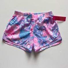 Lilly Pulitzer Luxletic Ocean Trail Shorts Brand New With Tag Size: Xxs Style: Pink Isle Snappy Turtle Colors: Pink, Green, White, Blue, Purple, Orange, Etc Fabric: Shell-100% Polyester Lining-86% Polyester, 14% Spandex Description: This Is Brand New With Tag Attached. This Has 1 Back Pocket. Photos Were Taken In Natural Light On A Sunny Day. Colors May Differ In Person. Measurements Are Approximate With Purchase Non Smoking Home Fast Shipper Pink Athleisure Athletic Shorts For Summer, Pink Fitted Athletic Shorts For Summer, Fitted Pink Athletic Shorts For Summer, Fitted Pink Athletic Shorts For Beach, Pink Athletic Shorts For Spring Workout, Pink Fitted Casual Athletic Shorts, Pink Fitted Athletic Shorts For Running, Pink Fitted Athletic Shorts With Elastic Waistband, Pink Athletic Shorts With Elastic Waistband For Gym