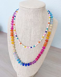 Rondelle Gemstone Necklace - Etsy Beaded Jewelry Necklaces, Beaded Necklace Diy, Beaded Jewels, Gemstone Necklaces, Round Rock, Christmas 2023, Cool Necklaces, Beaded Necklaces, Crochet Jewelry