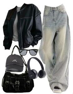 Outfit Ideas For Winter Aesthetic, Outfits With Zip Up Jackets, Black Jeans Jacket Outfit, Fits With Black Jeans, Old School Fashion 90s, Outfit Fall 2024, Outfits With Leather Jackets, Y2k Outfits For School, Jacket Black Outfit