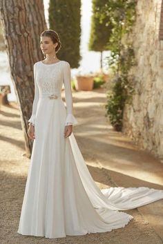 Aire Barcelona Wedding Dress, Barcelona Wedding Dress, Boho 2023, Wedding Dress 2024, Boho Chic Wedding Dress, Barcelona Wedding, Stile Boho Chic, Bride Dress Simple