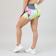 The Apex Contour, known for its ideal rise and length, now has a sister no-front seam style! With its classic 3 1/4” inseam and a no-elastic waistband, Apex Contour - No Front Seam is solidifying its status as the pinnacle of short greatness. Get electrified by Acid Bandana's lime, sky, asphalt, and pink patchwork print! This vibrant fusion brings a dynamic energy to every stitch, perfect for a bold look. Single lined with lined gusset 3.25" inseam Flat, 3.5" wide waistband with no elastic Mid r Pink Patchwork, Patchwork Print, Muscle Tanks, Wide Waistband, Leggings Shop, Jet Set, Racerback Tank, Long Tops, Fabric Color