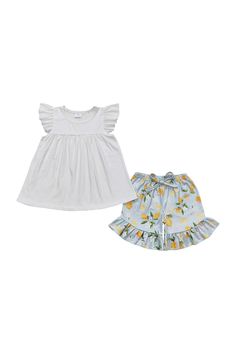 Get ready to add a pop of fun to your little girl's wardrobe with our White Lemon Print Girl Ruffle Shorts Set! The vibrant lemon print and playful ruffle design make this set perfect for any sunny day. Say goodbye to boring outfits and hello to style and comfort! shorts:5% cotton+95% spandextop:95% cotton+5% spandex 220358 Girls Ruffle Shorts, Boring Outfits, Sequin Crafts, Plaid And Leopard, Ruffle Design, Lemon Print, Girls Wardrobe, Ruffle Shorts, Loungewear Sets