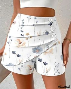 Olivia Mark – Pantalones cortos acampanados con botones laterales y estampado floral y cintura elástica Por favor, no dude en ponerse en contacto con nosotros. Short Blanc, Spring Shorts, Chic Type, Floral Print Shorts, Stretch Shorts, Floral Shorts, Type Of Pants, Ivory White, White Casual