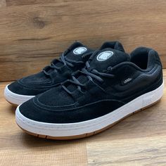 Brand New Authentic In Original Box Upper Suede Shoes Vans, Men's Vans, Vans Black, Mens Vans, Vans Shoes, New Color, Original Box, Athletic Shoes, Men's Shoes