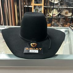 Black Ariat Cowboy Hat 100% Wool Items Are Brand New However Some Have Some Creases On The Brim Buckaroo Hats, Cowboy Hat Men, Best Cowboy Hats, Cowboy Photography, Mens Cowboy Hats, Black Cowboy Hat, Cowboy Aesthetic, Black Cowboy, Mens Cowboy