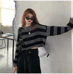 Get your harajuku style with this striped loose knit cropped sweater. crafted from a soft cotton blend, this cropped sweater is sure to add a fun and unique look to your wardrobe. Striped Cropped Sweater, Y2k Sweater, Cropped Pullover, Winter Mode, Foto Casual, Streetwear Tops, Oversize Knit, Girls Stripes, Cropped Tops