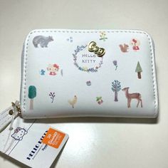 Cute White Wallet With Card Slots, White Rectangular Card Holder With Slots, White Rectangular Card Holder With Card Slots, White Rectangular Card Holder, Cute White Rectangular Wallet, White Card Holder With Interior Slots As Gift, White Card Holder With Interior Card Slots For Gift, Compact White Wallet For Gift, White Card Holder With Card Slots For Gift