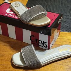 Brand New In Box Women's Size 7 Circus By Sam Edelman Pewter Sandals. Silver Closed Toe Synthetic Sandals, Silver Closed-toe Synthetic Sandals, Silver Open Toe Sandals With Rhinestones, Glamorous Silver Sandals With Round Toe, Silver Open Toe Synthetic Sandals, Glamorous Silver Closed Toe Sandals, Silver Flat Sandals For Evening, Silver Flat Sandals With Rhinestones, Silver Sandals With Rhinestones And Flat Heel