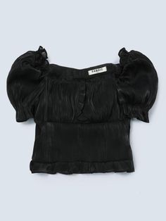 Composition : polyester 100%Color : blackCountry of Origin : Republic of Korea Chic Blouse With Ruffled Collar For Night Out, Chic Ruffle Hem Blouse For Night Out, Chic Tops With Ruffled Collar For Night Out, Trendy Short Sleeve Blouse For Evening, Trendy Short Sleeve Evening Blouse, Trendy Party Blouse With Ruffle Hem, Black Tops With Ruffled Collar For Evening, Black Top With Ruffled Collar For Evening, Black Fitted Blouse With Ruffled Collar