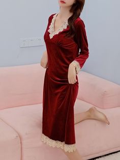 Casual Gowns, Satin Dressing Gown, Bridal Nightgown, Bride Dress Simple, Neck Designs For Suits, Night Dress For Women, Velvet Fashion, Modest Fashion Outfits, Abayas Fashion