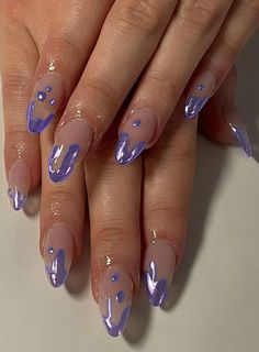 Unghie Sfumate, Purple Nail Designs, Smink Inspiration, Purple Nail, Makijaż Smokey Eye, White Nail Designs, White Nail, Festival Nails