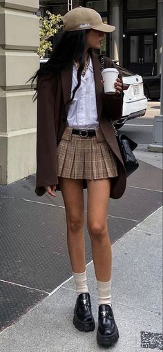 Street Style 2023, Fall Outfit Inspiration, Style 2023, Dress Handmade, Streetwear Clothing, Image Editor