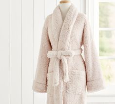 Soft as a teddy bear, our robe is the ultimate lounging accessory for the winter season and beyond. Bath Robe Aesthetics, Fur Robes, Winter Pjs, Cozy Clothing, Winter Robes, Winter Flannel, Bear Slippers, Uni Room, Fuzzy Blanket