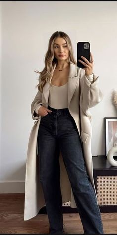 Elegance Dress, Luxury Photography, Woman Dresses, Elegante Casual, Classy Fashion, Causual Outfits, Business Casual Outfits, Winter Fashion Outfits, Elegant Outfit