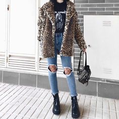 Fashion Bible, Leopard Print Coat, Rocker Style, Print Coat, Glam Rock, Aesthetic Fashion, Autumn Winter Fashion, Everyday Fashion, Dress To Impress