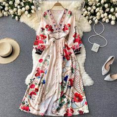 New style, sexy, deep v-neck, breasted slim long print dress, bubble sleeve dressMaterial:blendedStyle:chicFeatures:printedColor:white,blackSize:(cm):M,L,XL,2XLM length 133 Bust 88 Waist 60-80 Shoulder 35&ltp&gtL length 134 Bust 92 Waist 64-84 Shoulder 36</p>&ltbr/>&ltp&gtXL length 135 Bust 96 Waist 68-88 Shoulder 37</p>&ltbr/>&ltp&gt2XL length 136 Bust 100 Waist 72-92 Shoulder 38</p>&ltbr/>&ltp&gtNote:Due to different measur Elegant Beach Dress, Party Long Dress, The Maxx, Long Dresses Elegant, Fairy Skirt, Satin Dress Long, Floral Chiffon Dress, Printed Long Dresses, Fashion Runway